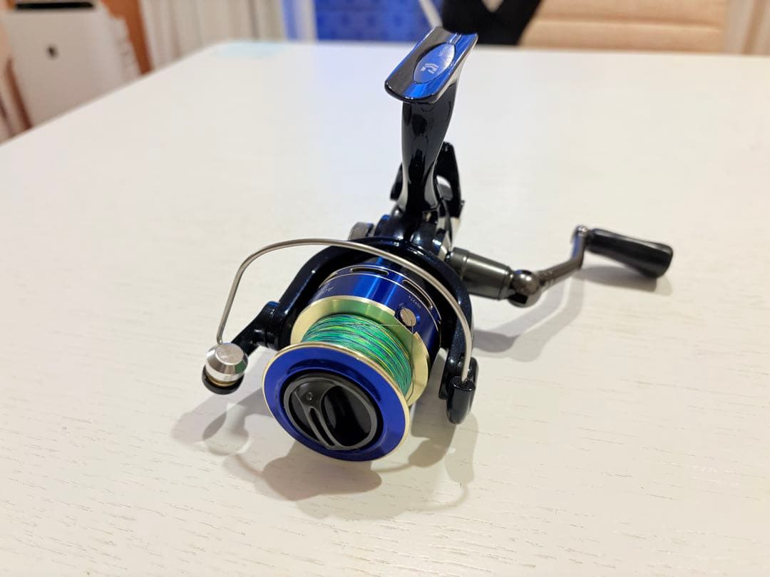 AORITRIAL 2500BRスピニングリール