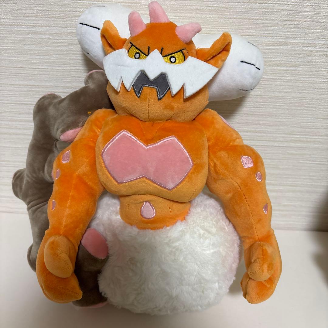 ポケモン　ランドロス、ボルトロス、トルネロス　ぬいぐるみ