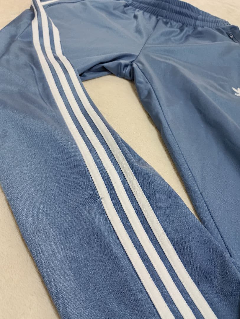 adidas ブルー GN3518 ジャージパンツ XO 美品 西野七瀬