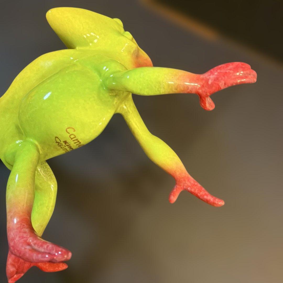 キティのクリッターズ カメリア カメレオン 置物