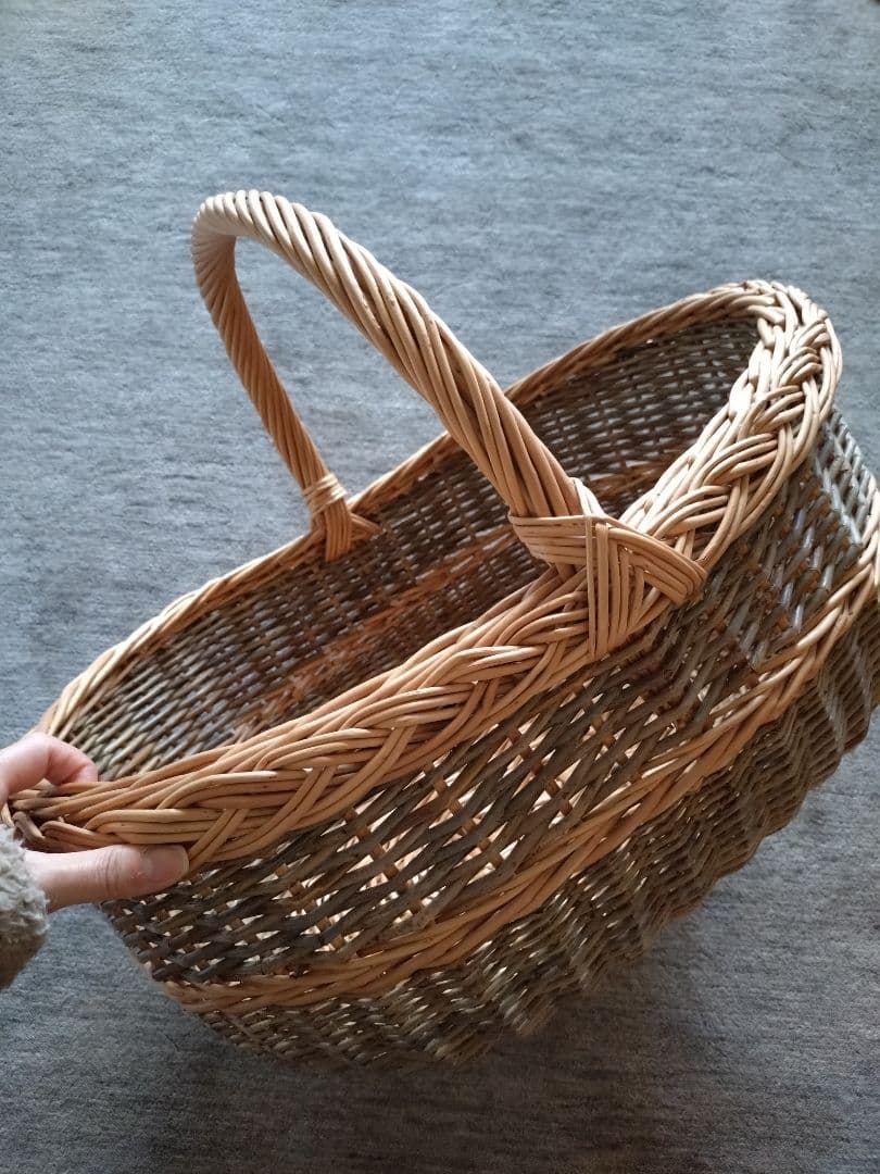 【中古/美品】大型バスケット　ラタンかご　グリーンｘナチュラル
