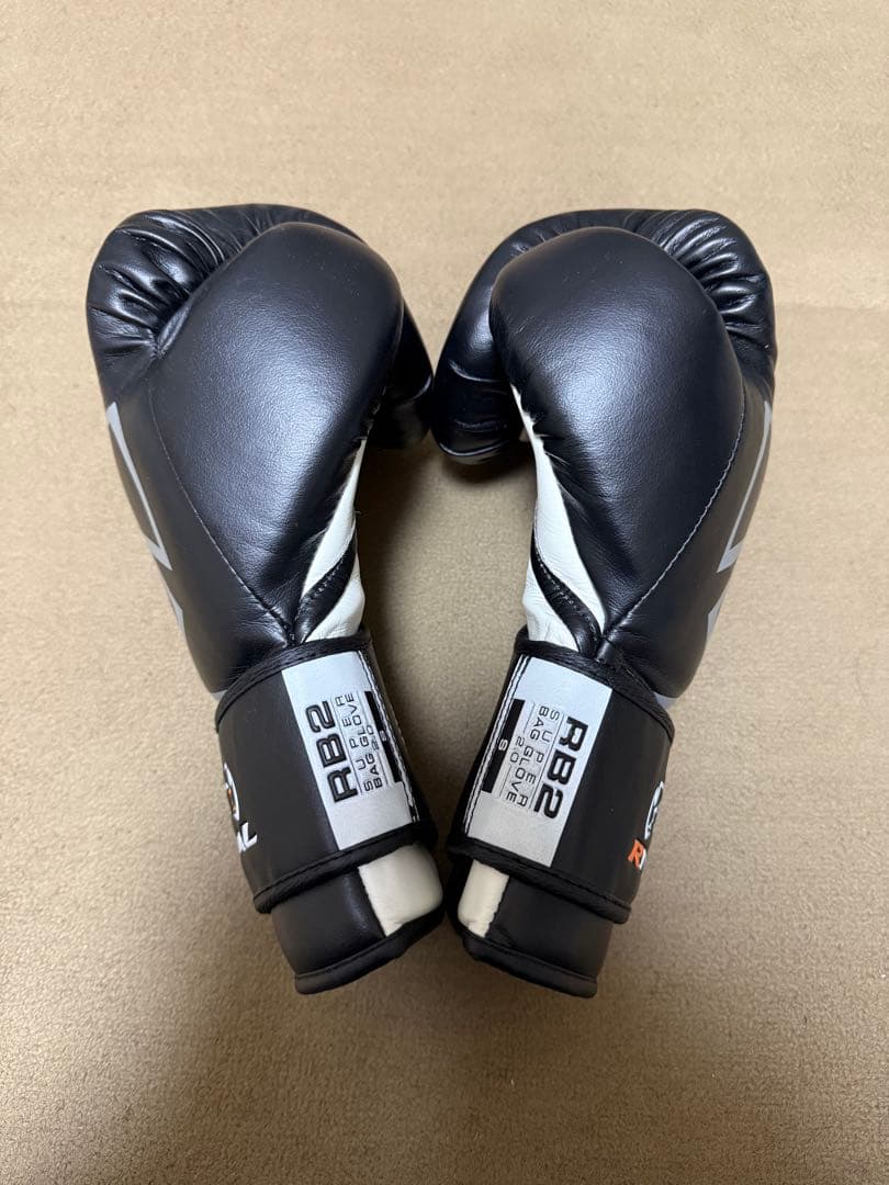 【新品未使用】　RIVAL ライバル　ボクシンググローブ　グローブケース付8oz