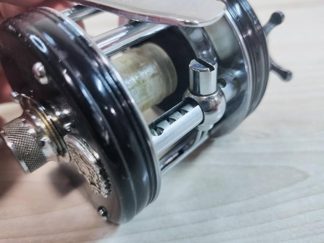 ☆ジャンク　ハンドルなし　ABU GARCIA アブ アンバサダー 5500C