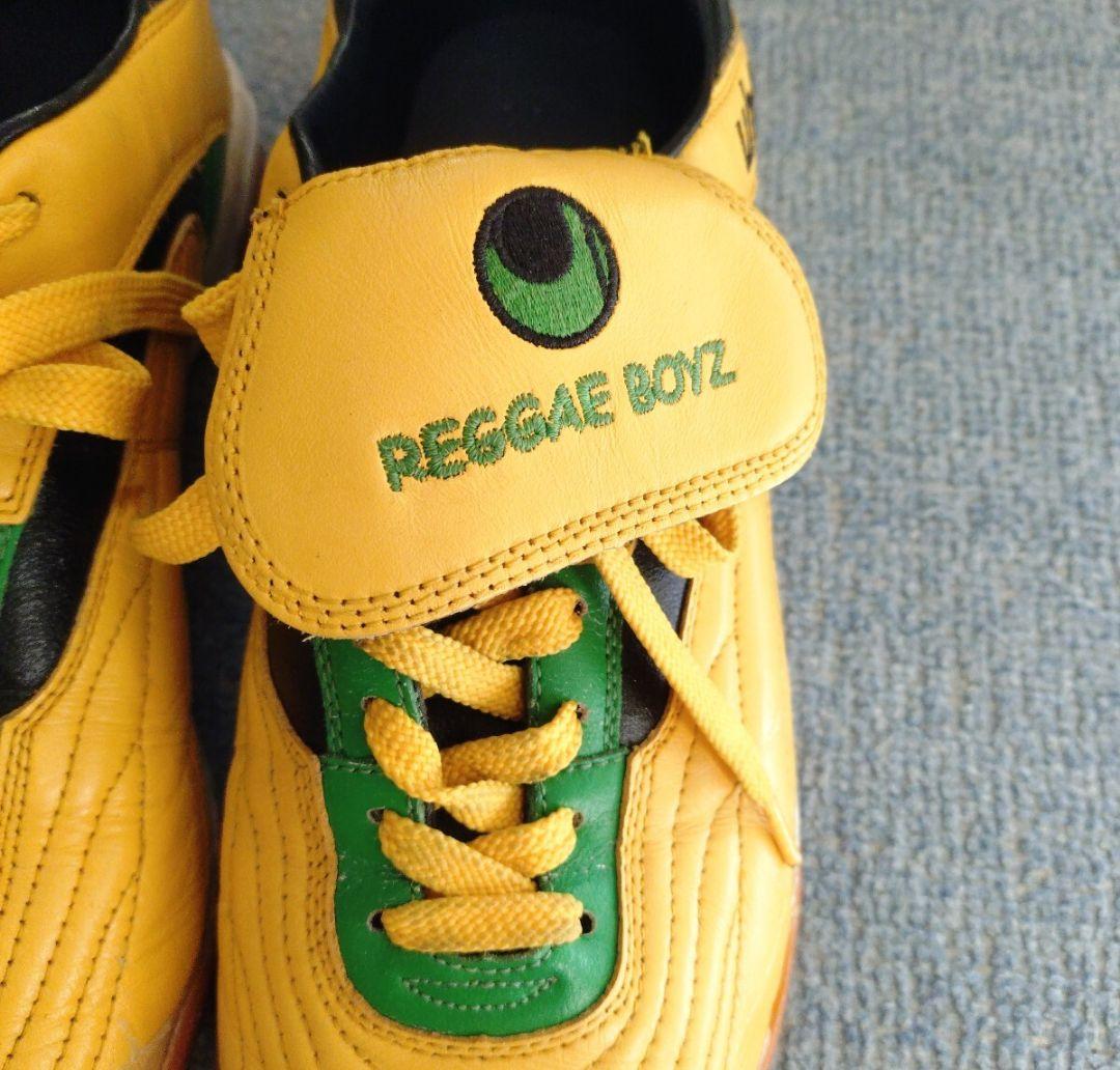 ウールREGGAE BOYZ フットサルシューズ　ジャマイカ　レゲエ