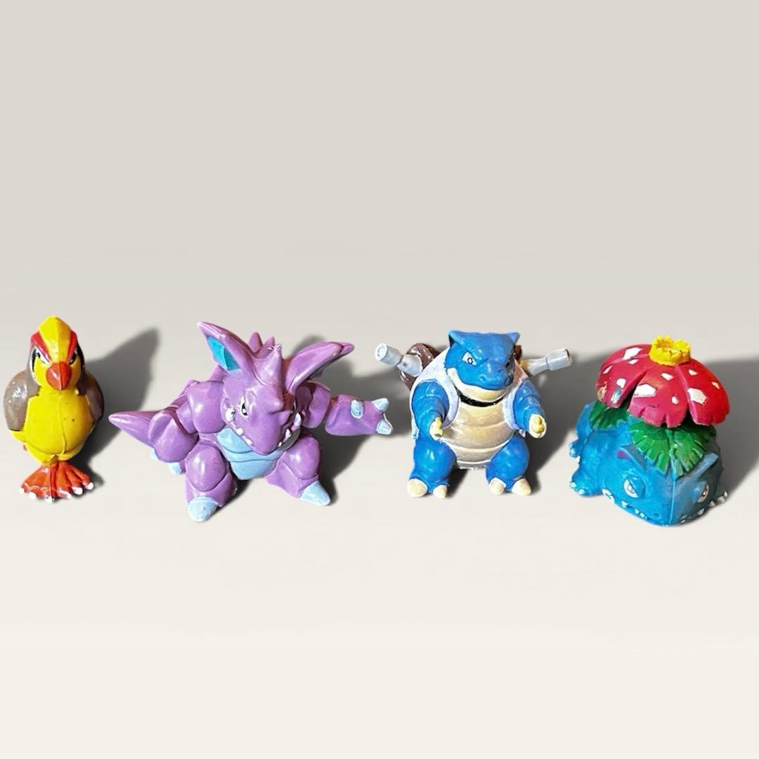 初期ポケモン モンコレ　フィギュア Nintendo C.G.T.S.J