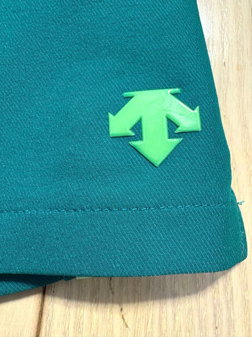 美品　デサントゴルフ　ポロシャツ　スカート　上下セット　グリーン　緑　S M