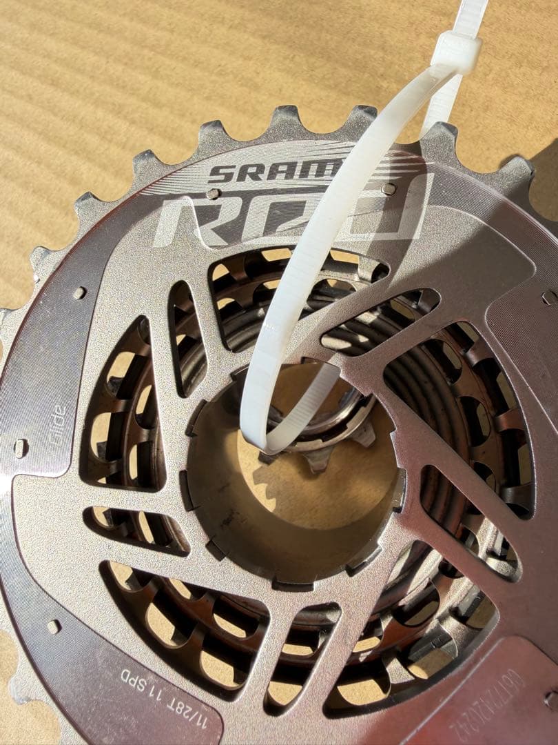 SRAM RED XG-1190 11S 11-28 カセット スプロケット