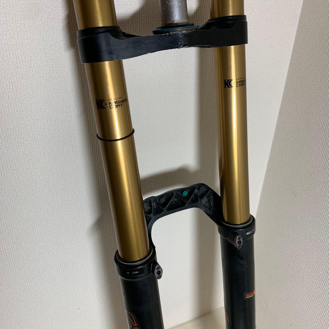 FOX 40 27.5 DH KASHIMA COAT ダウンヒルサスペンション