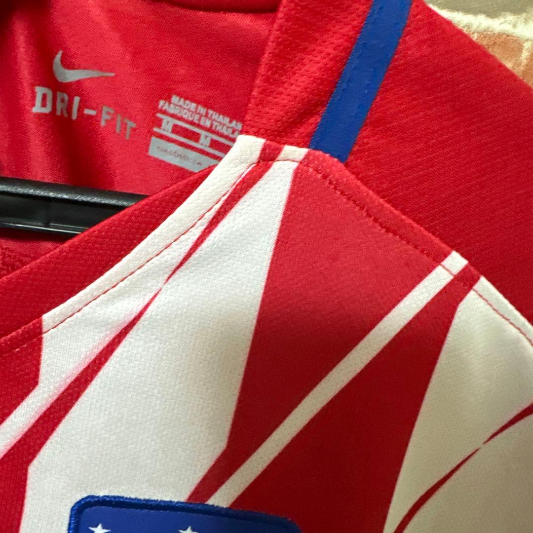 F. TORRES サイン入り アトレティコ・マドリード シャツ