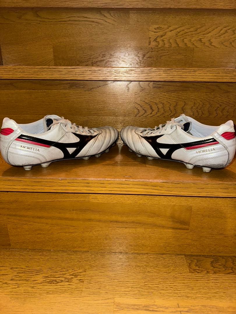 Mizuno Morelia サッカーシューズ ホワイト/ブラック/レッド