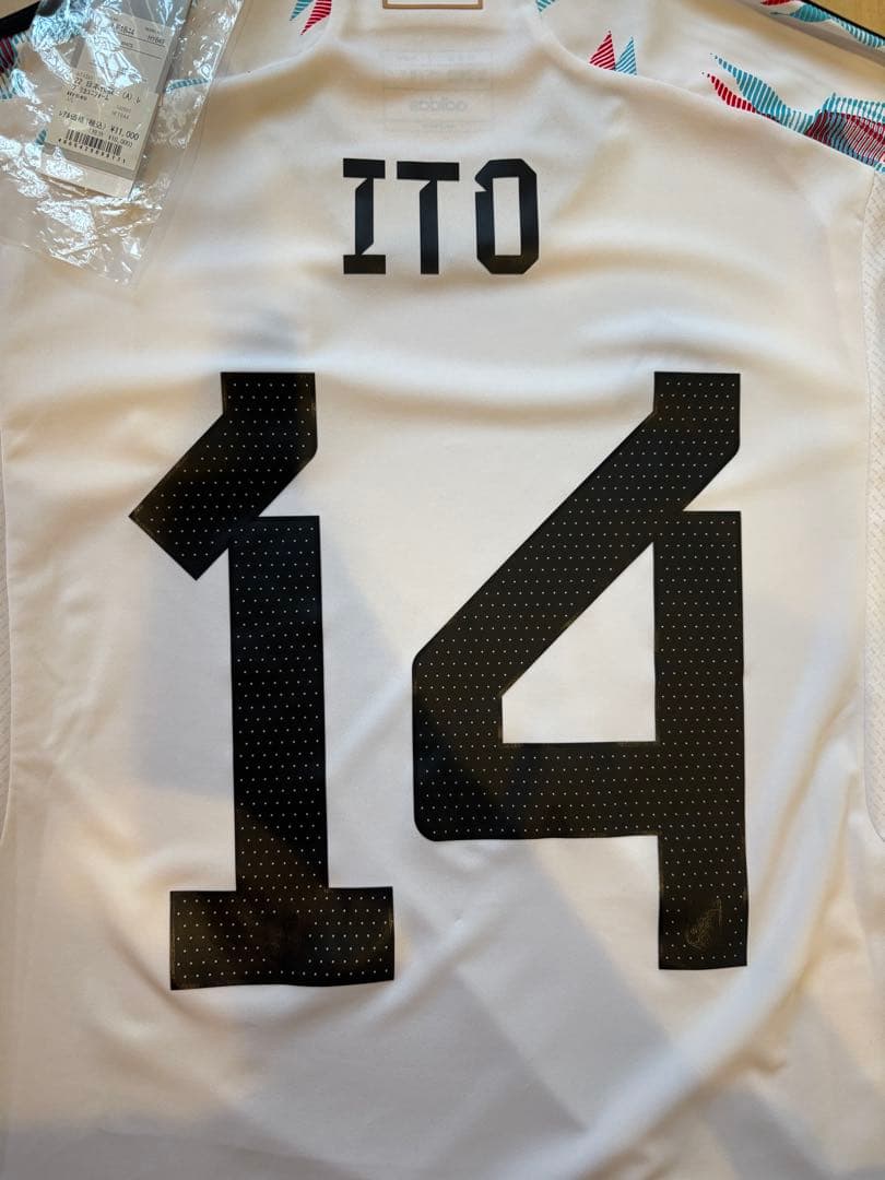 【国内正規品】日本代表 2022 away 伊東純也