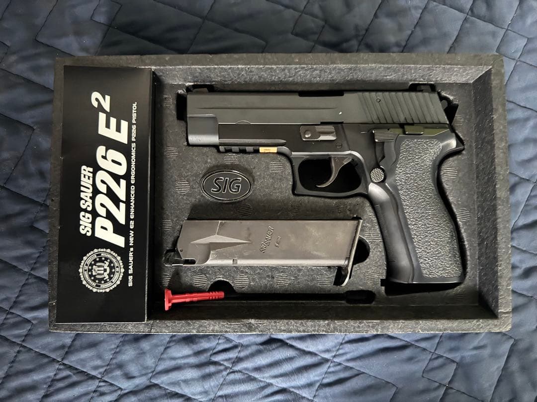 東京マルイ　シグザウエル P226 E2