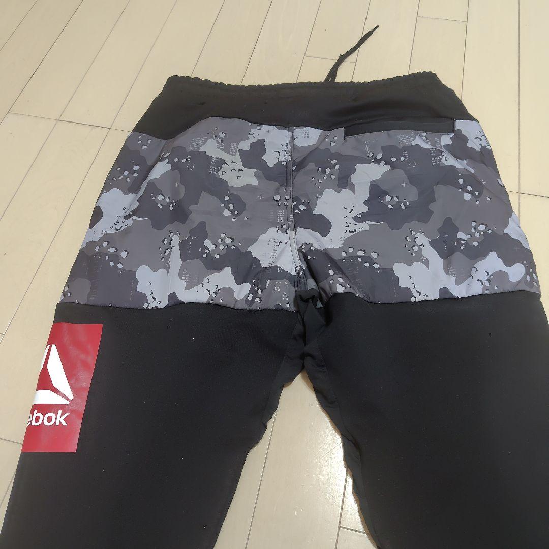 リーボックジャージ上下(フード付ジャケット、パンツセット)