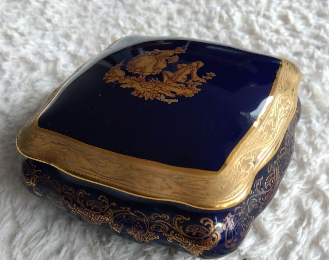 IMOGES　リモージュ　ANTIQUE　BOX FRANCE