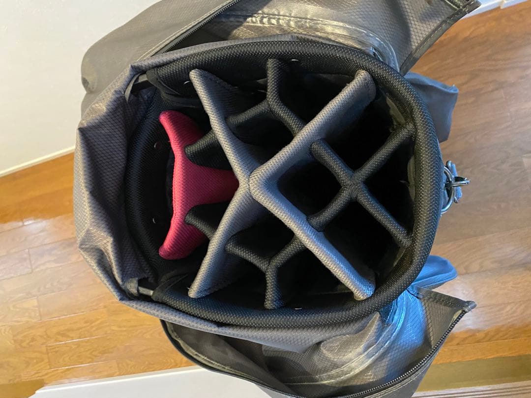 Motocaddy Dry Series Cartbag (21)グレー/ピンク
