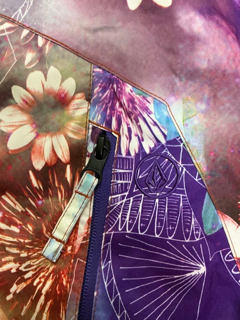 【極美品・試着のみ】✨VOLCOM　スノーボードウェア　花柄　レディース　S