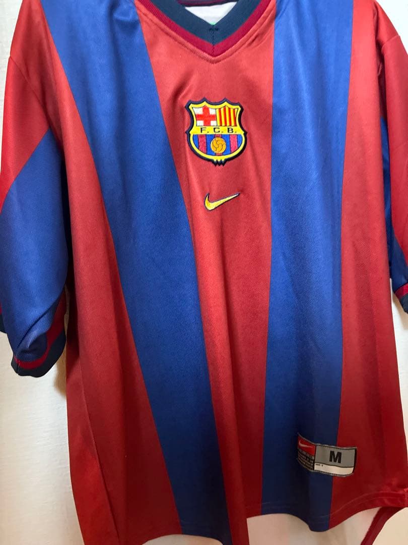 FC Barcelona シャツ Mサイズ 赤 青
