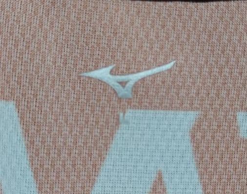 グランパス、ジョー選手サイン入りユニフォーム