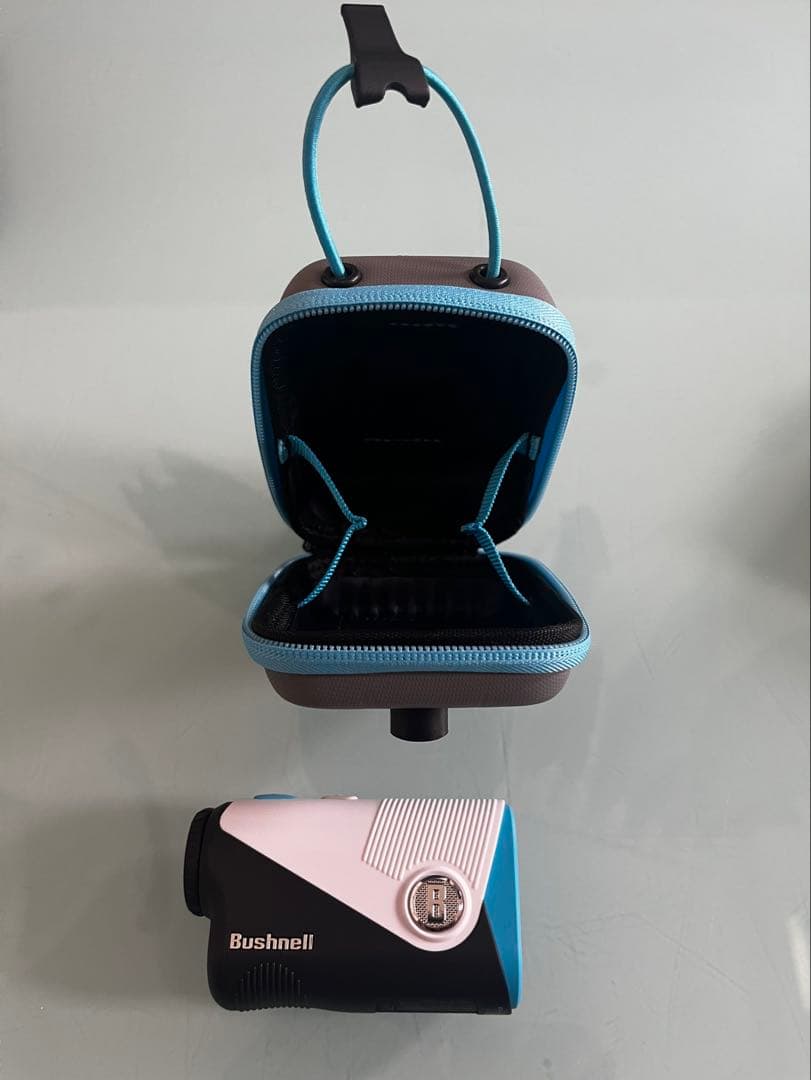Bushnell A1 ゴルフ用距離計 ケース付き