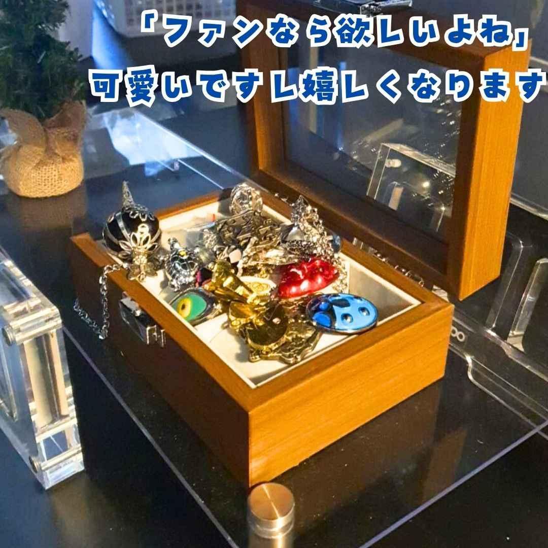 ジョジョ　キーホルダー　セット　石仮面　承太郎 15種 国内3cm【残2】