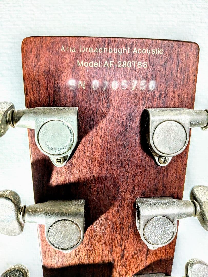 アコースティック　ギター　Aria AF-280 BS　ドレッドノートトップ単板