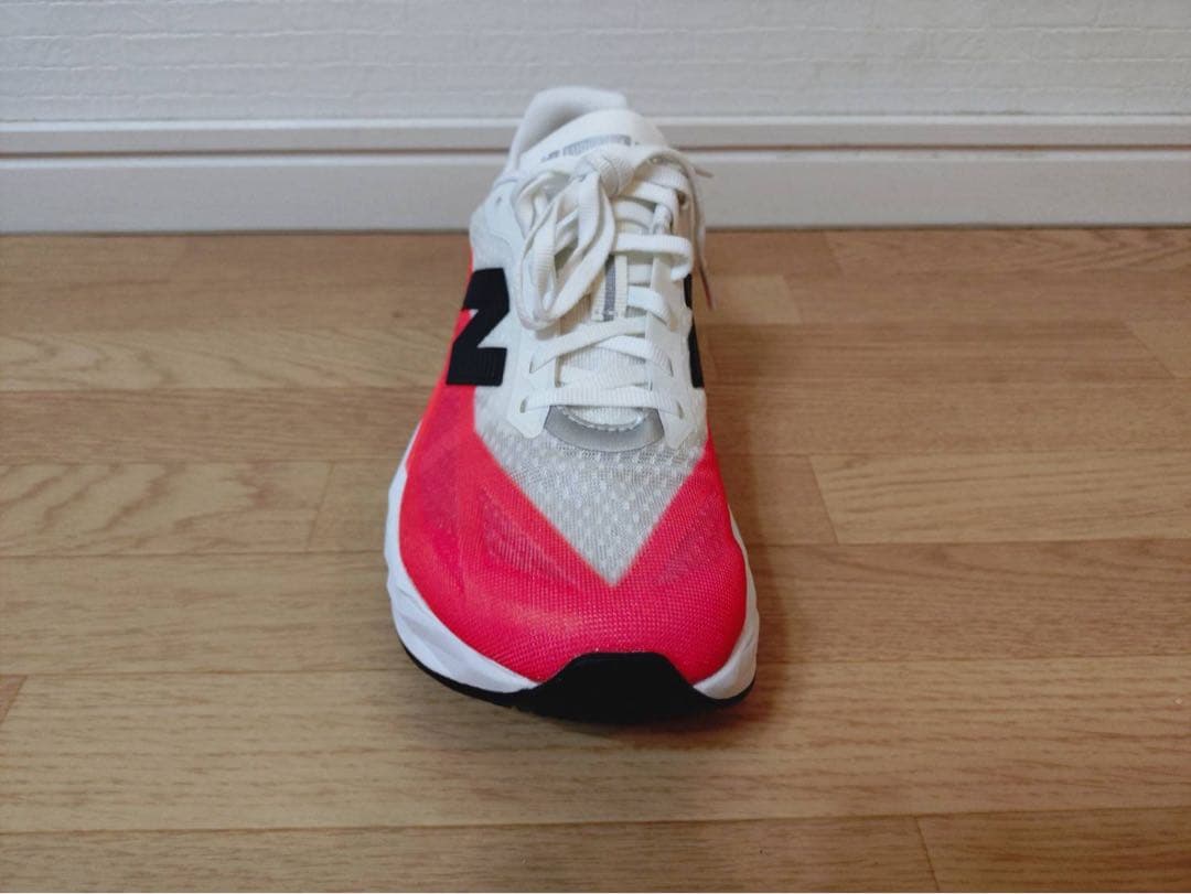 ニューバランス ランニングシューズ FuelCell Rebel v5 25.5
