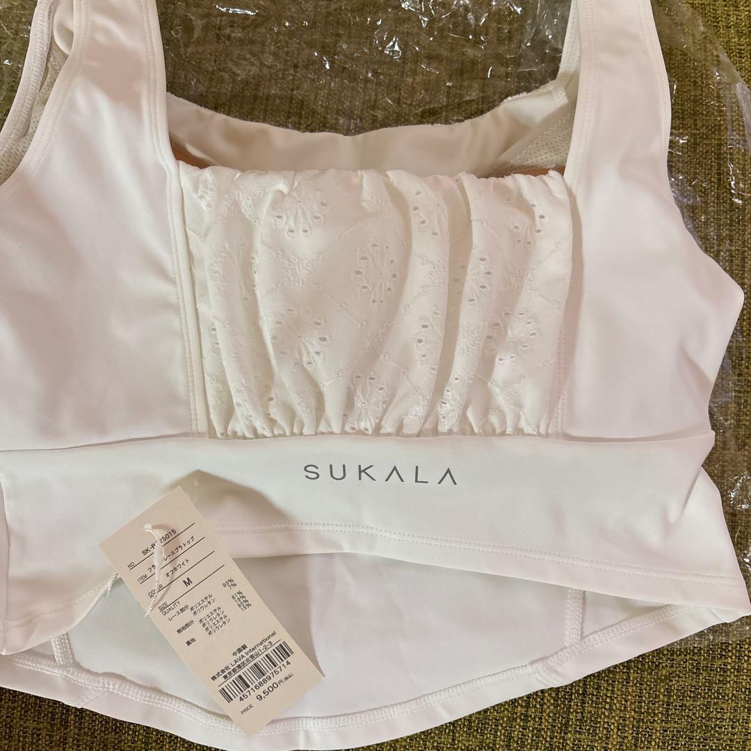新品未使用　Mサイズ lava SUKALA フラワーレースブラトップ