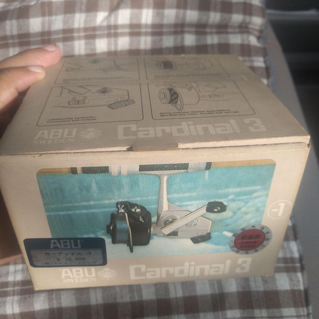 ABU Cardinal 3初期モデル箱付属品付き。