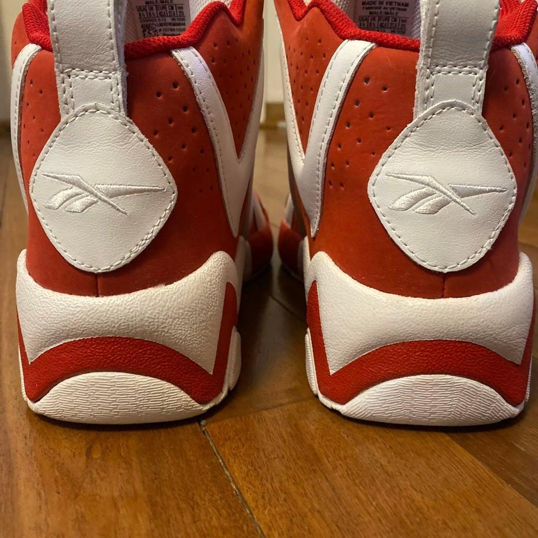 Reebok 赤白 ハイカット カミカゼ2 バスケットシューズ