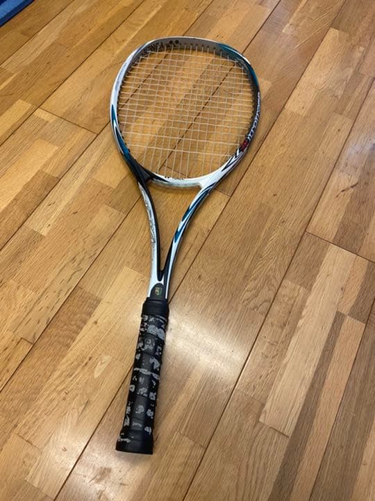 YONEX ラケット　ネクシーガ70V