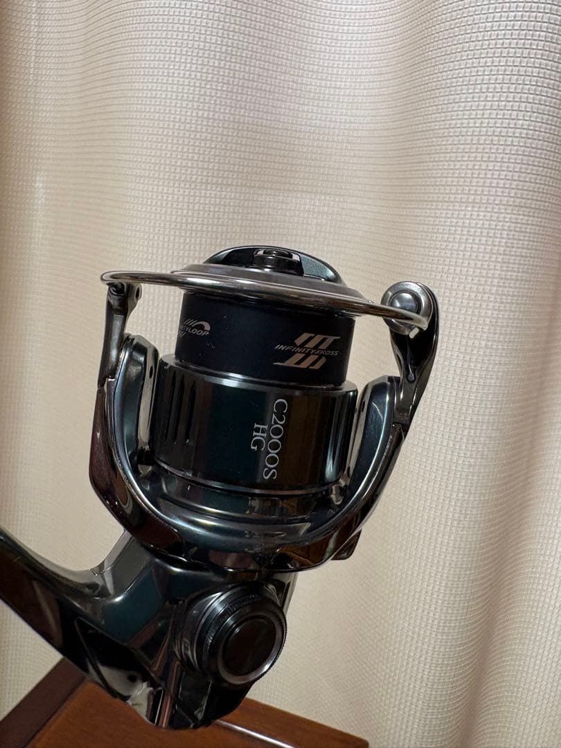 （極上美品）シマノ 22ステラC2000SHG