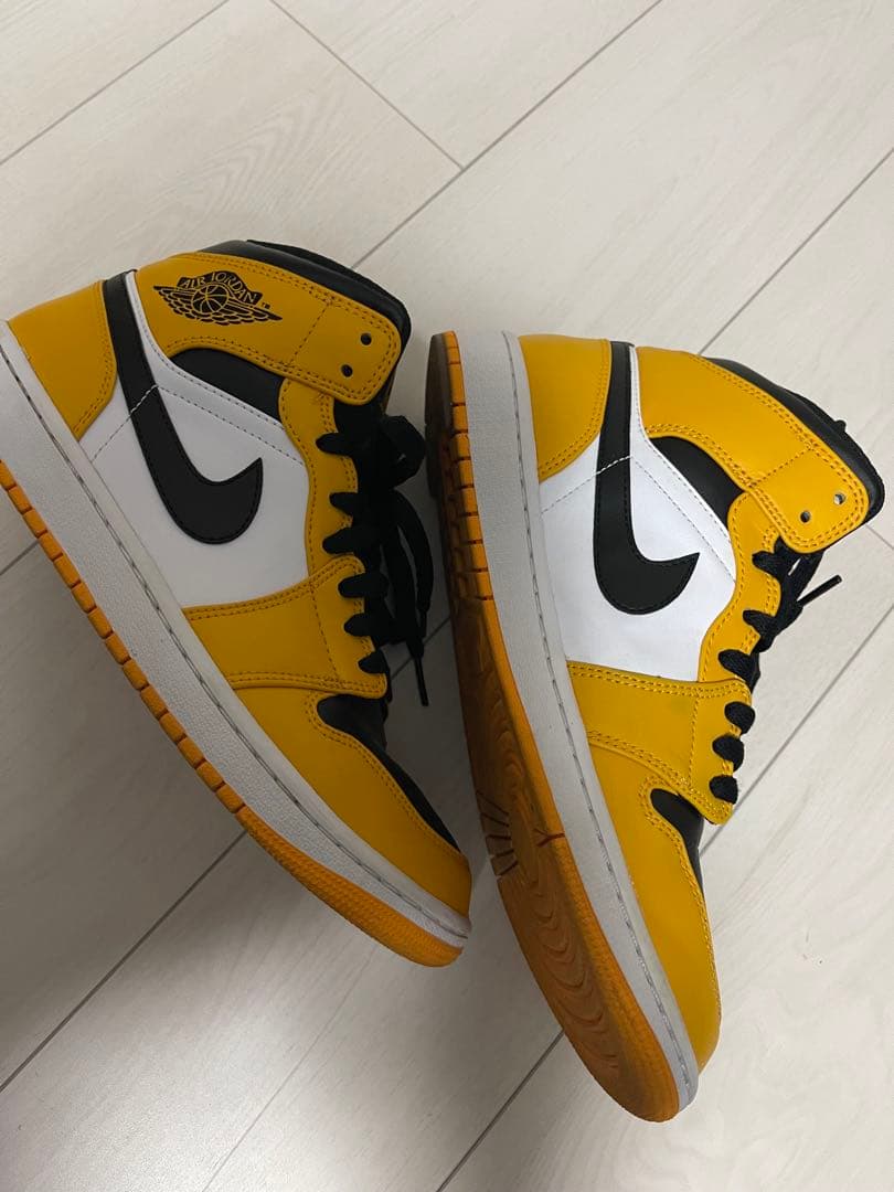 NIKEナイキ　Air Jordan 1 イエロー/ブラック　TAXI