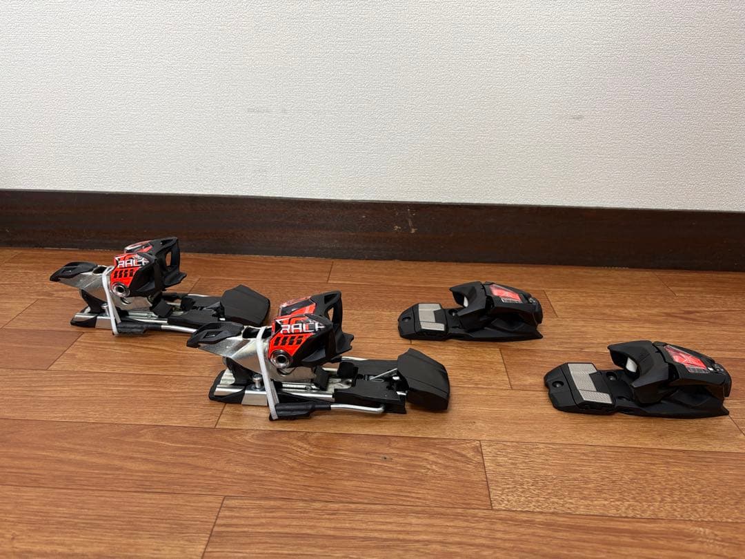 【シーズンオフ特価！！】マーカーMarker Race 10 TCX