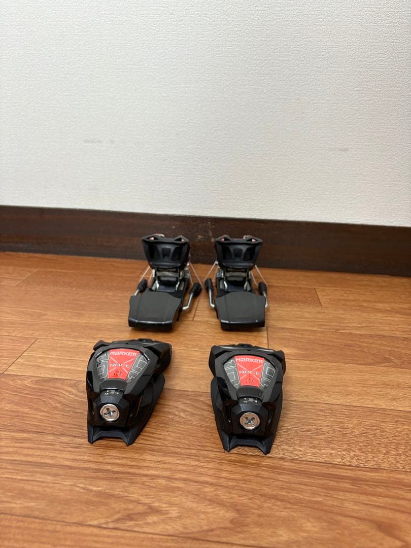 【シーズンオフ特価！！】マーカーMarker Race 10 TCX
