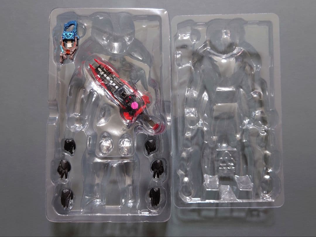 フィギュアーツ 仮面ライダーヴァレン ＆ ヴラム (開封品) セット