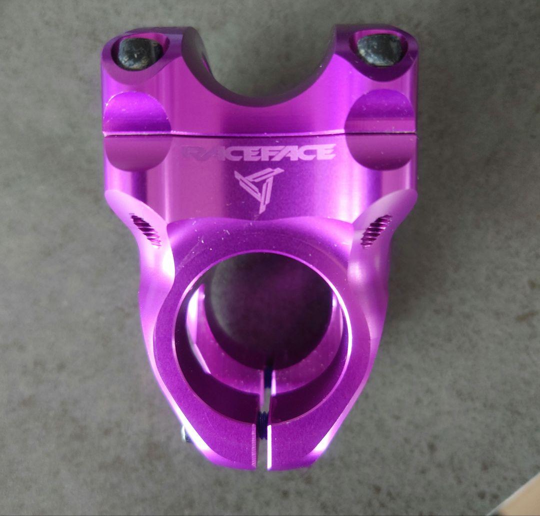 RACE FACE TURBINE Φ35㎜ × 0°× 32㎜ パープル　中古