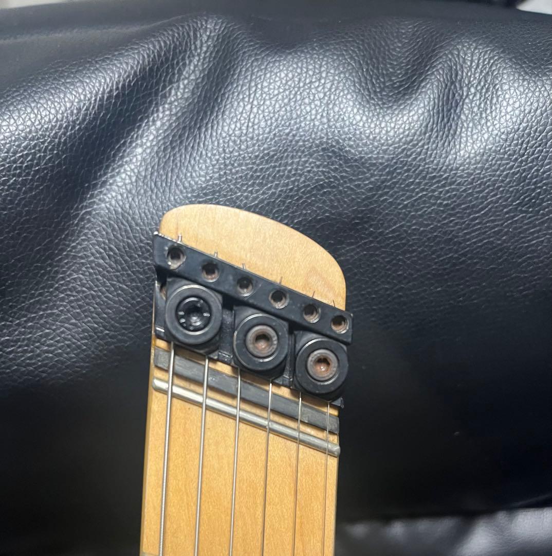 Legator ヘッドレス　エレキギター　6弦