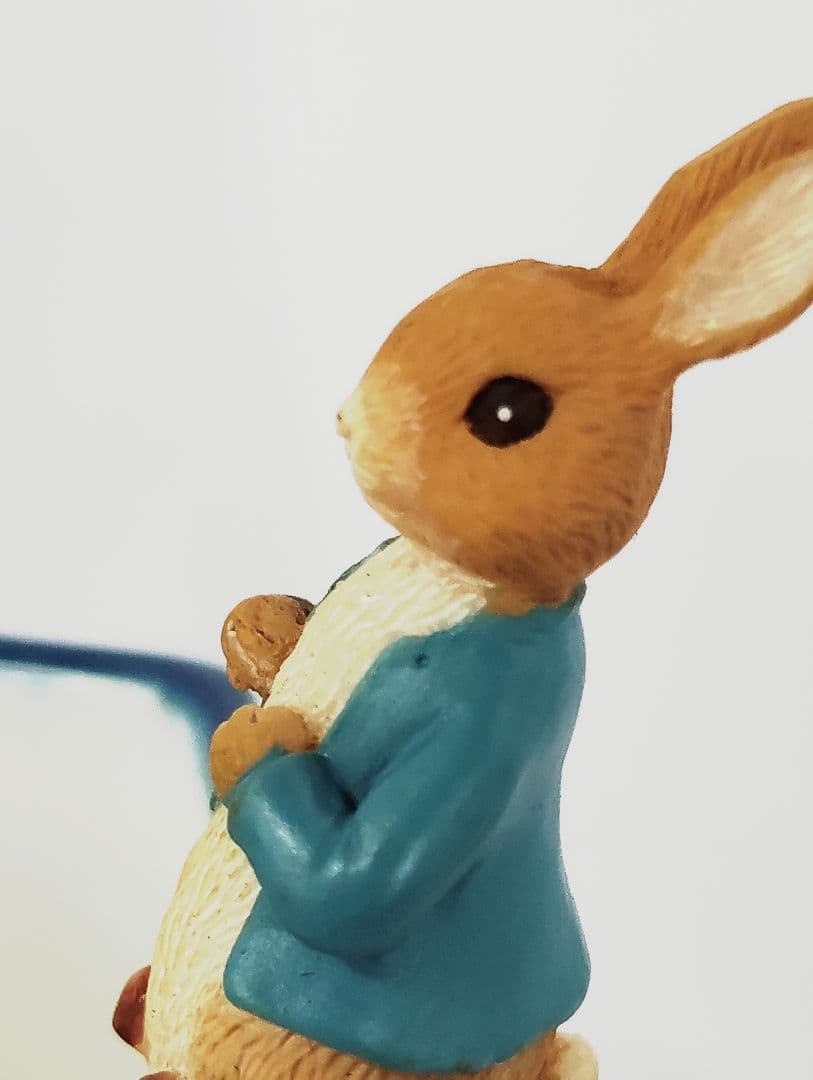 珍品！ピーターラビット・フィギュア付オリジナルスプーン金仕上げ５本セット未使用品