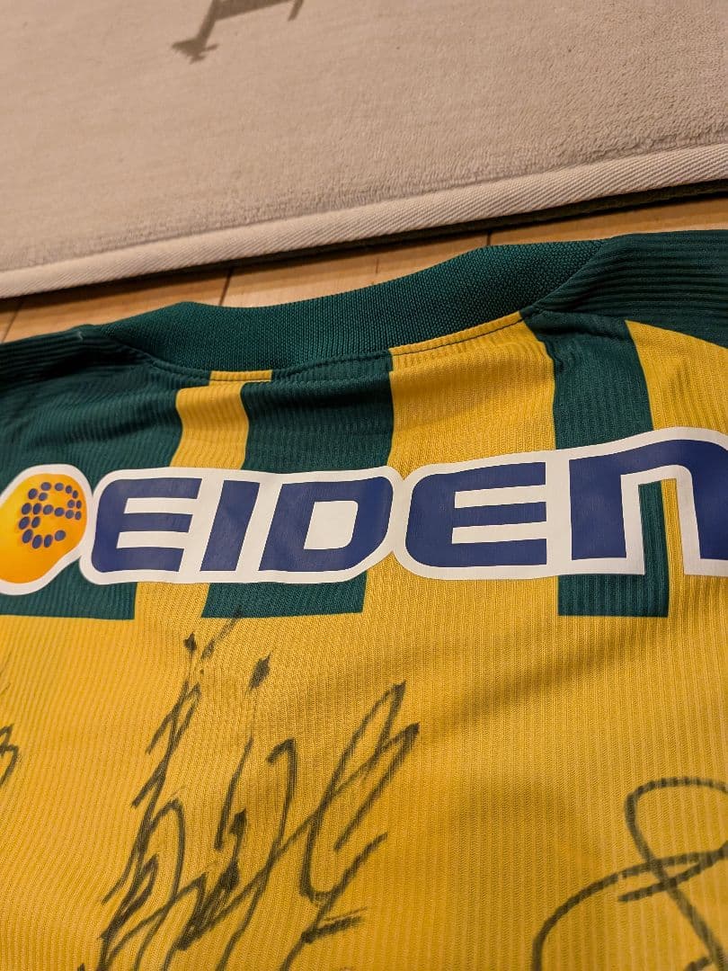 FC GIFU マルチサイン入りユニフォームMizuno