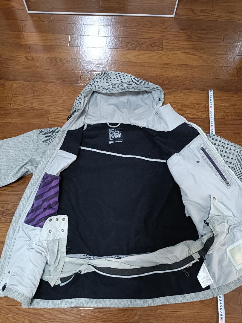 VOLCOM スノーボードウェア 上着のみ　XL