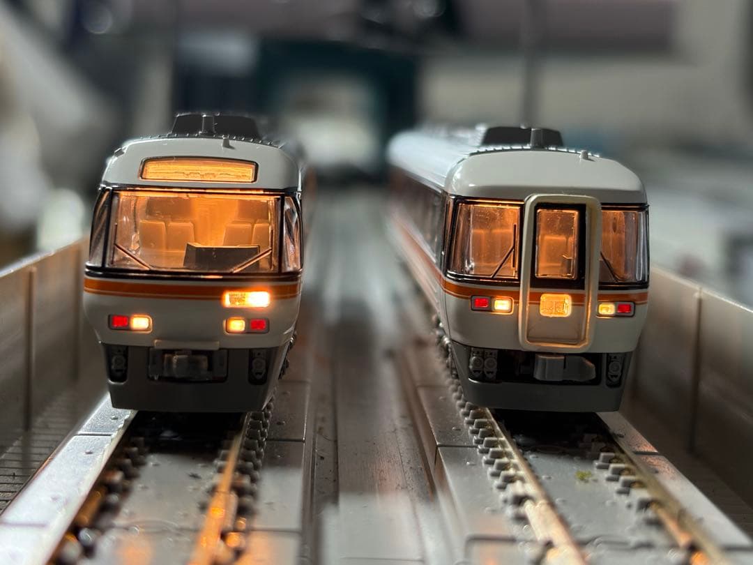 KATO キハ85系　ワイドビューひだ　10-401 / 10-402