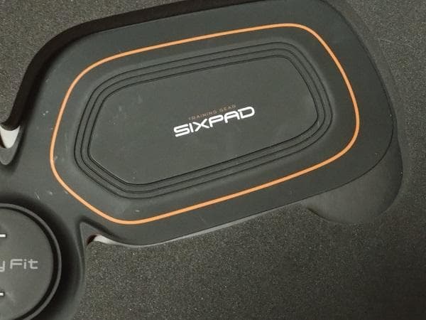 Y【中古】SIXPAD　ボディフィット×2　アブズフィト×1　セット パッド付S