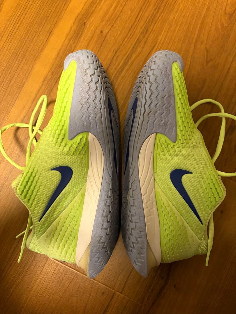 Nike テニスシューズ ラファ　ナダル