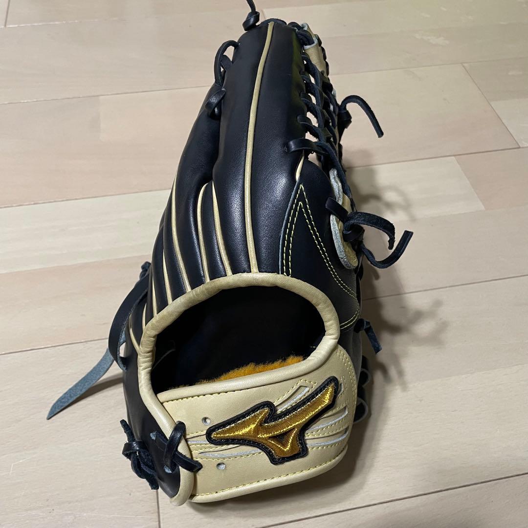 【最終価格】ミズノプロ　ミズノ　オーダーグラブ　軟式　外野手用　柳田悠岐