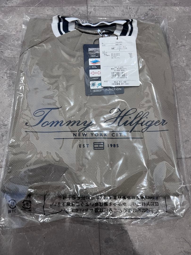 新品未使用トミーヒルフィガーゴルフ半袖モックネック