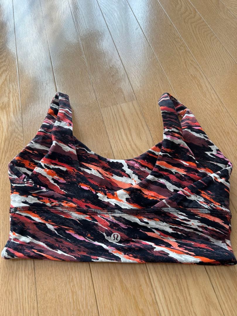 Lululemon ヨガウェア スポーツブラとレギンスセット