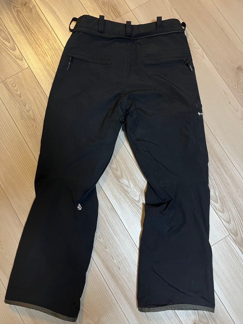VOLCOM スノーボードウェア パンツ　メンズ
