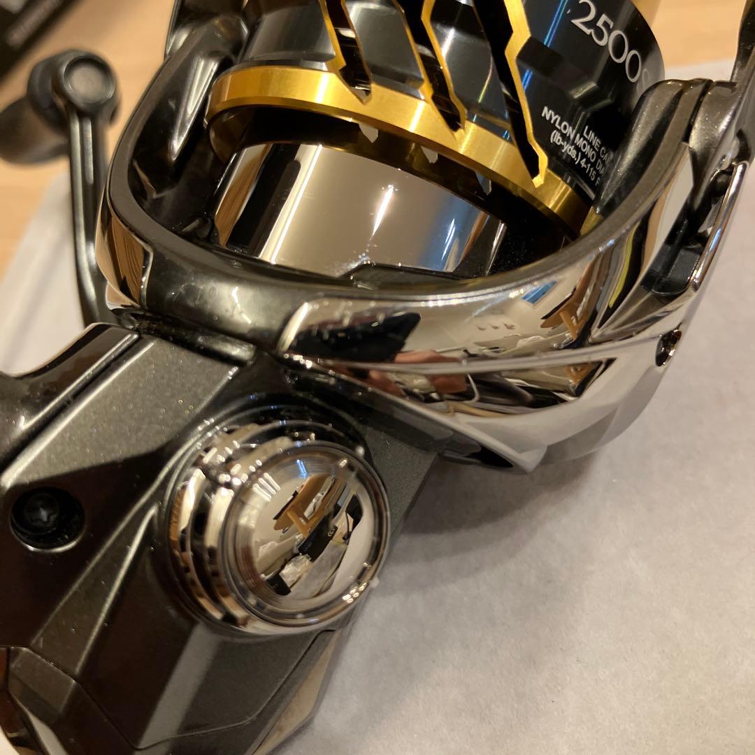 SHIMANO TP スピニングリール 20ツインパワー２５００s 中古