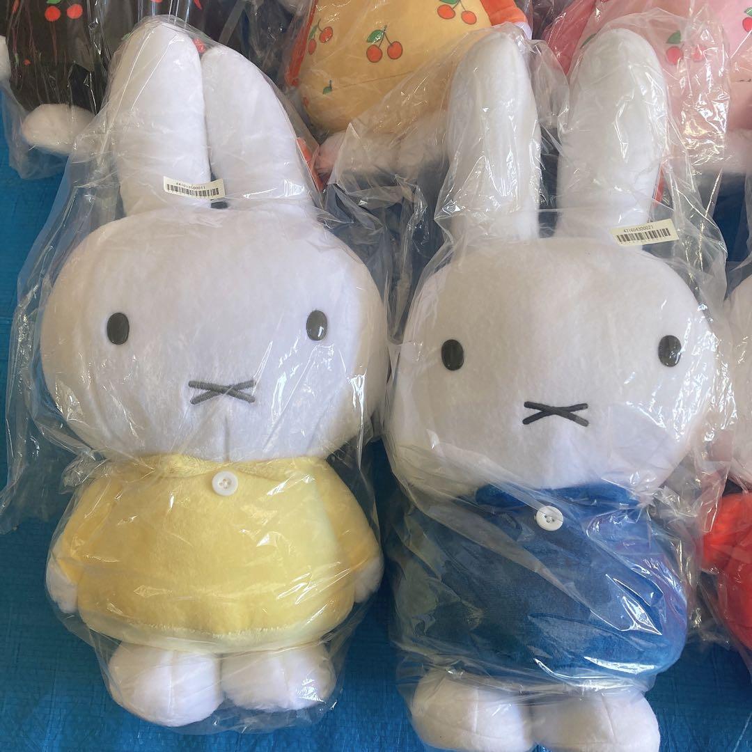 必見！★ miffy ミッフィ 特大サイズ　ぬいぐるみ ★ 多数セット！