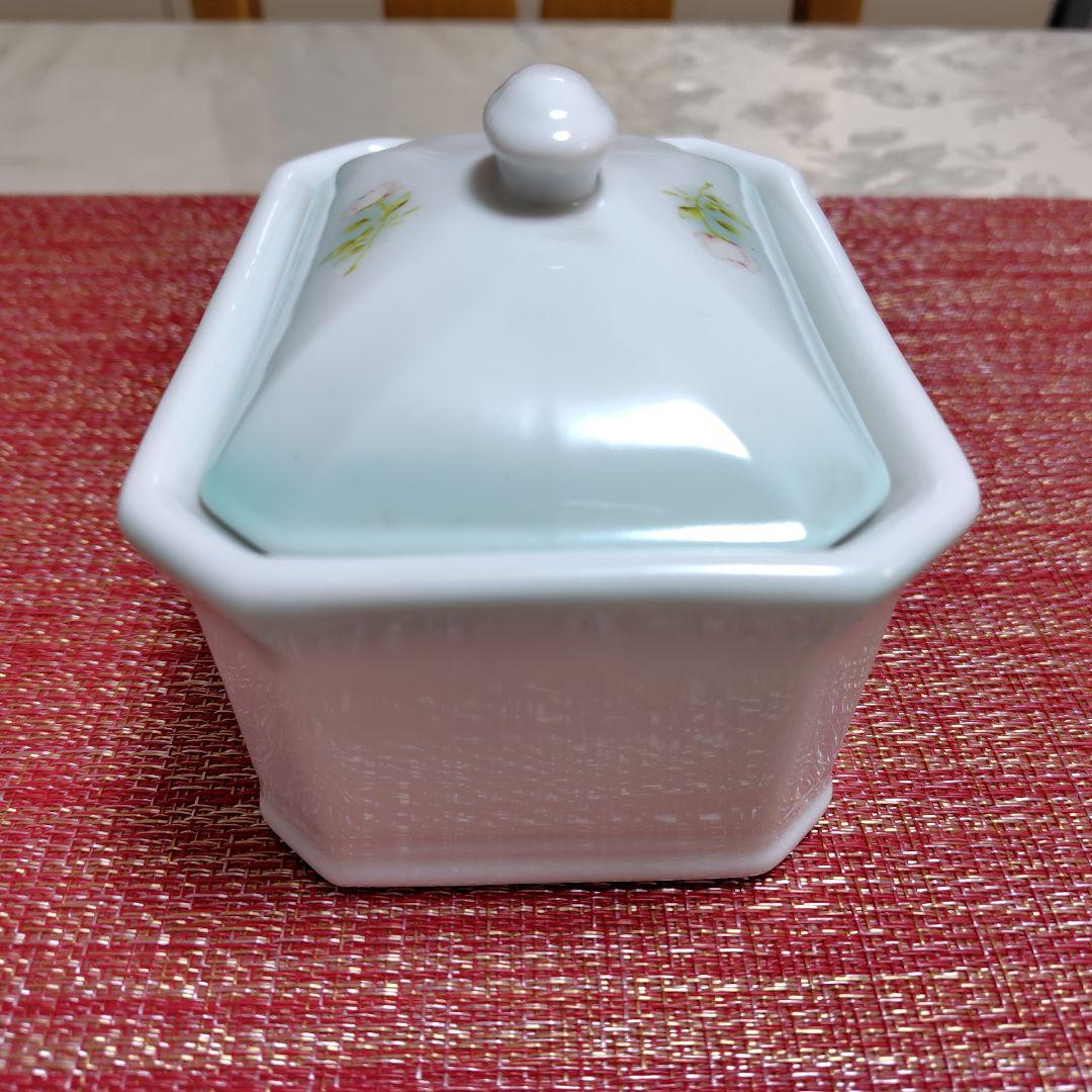 イマン　ポワージュブルー 陶器　小物入れ　香りの宝石箱